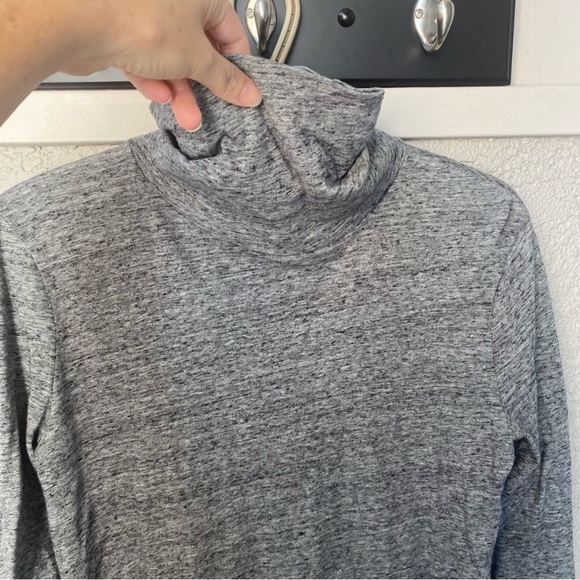 Madewell Whisper Cotton Turtleneck Size S - Picture 3 of 9